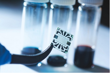 想讓太陽能電池板變透明？用上石墨烯吧