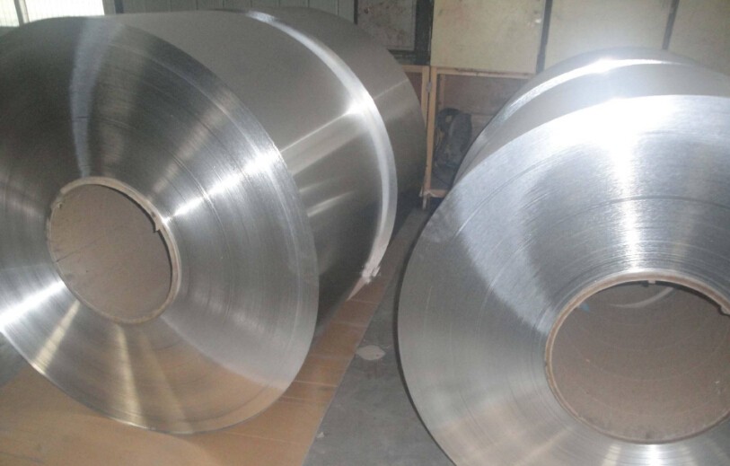 鎂合金兩種不同模具和加工溫度下抗拉強(qiáng)度的變化。